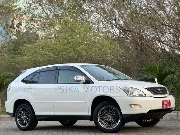 Toyota Harrier 2006 White
