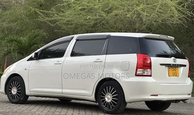 Toyota Wish 2003 Pearl