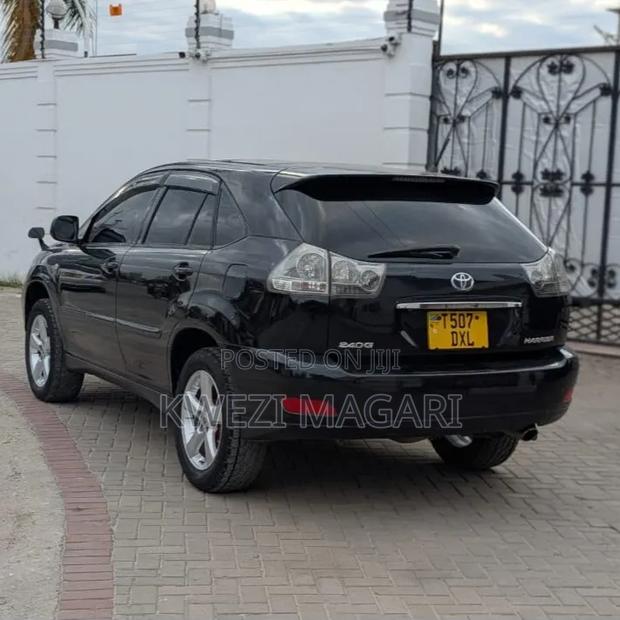 Toyota Harrier 2005 Black
