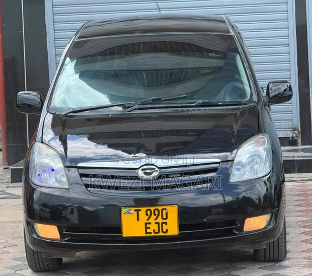 Toyota Corolla Spacio 2003 Black