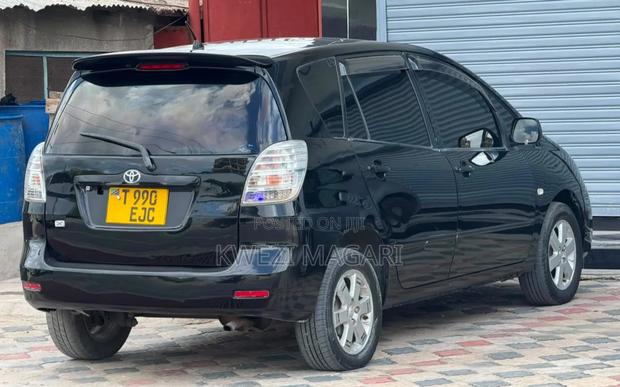 Toyota Corolla Spacio 2003 Black