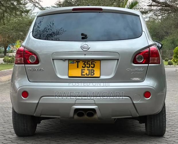 Nissan Dualis 2010 Silver