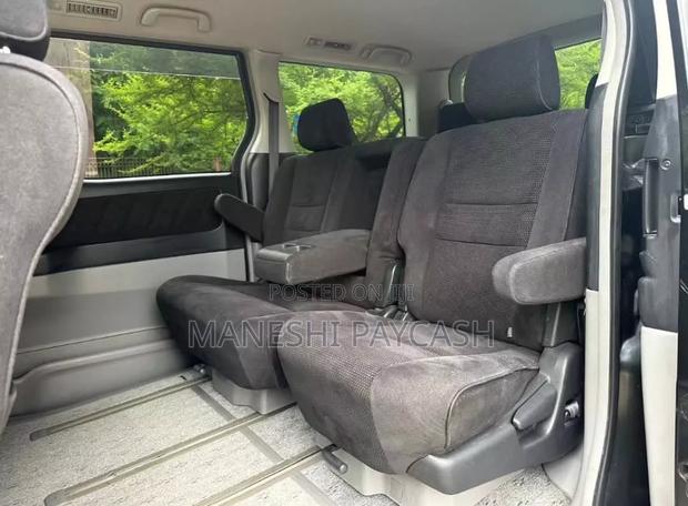 Toyota Alphard 2003 Black