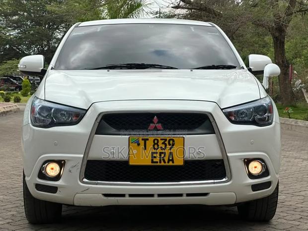 Mitsubishi RVR 2.0 2012 White