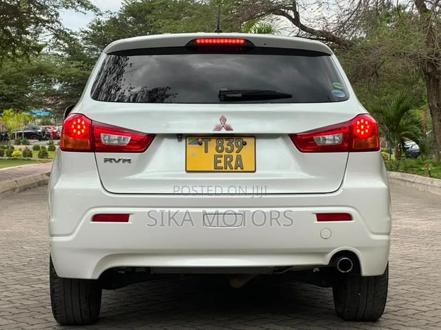 Mitsubishi RVR 2.0 2012 White