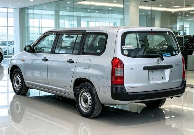 Toyota Probox 2005 Silver