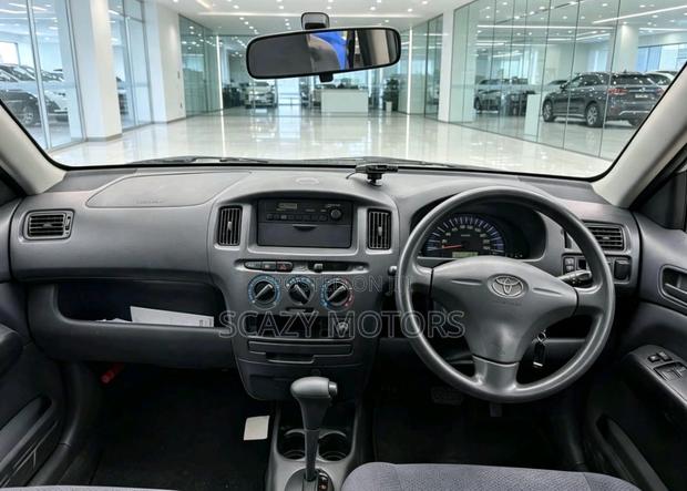 Toyota Probox 2005 Silver