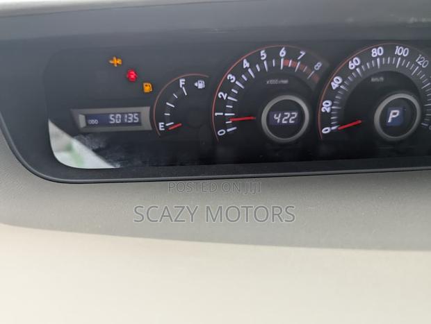 Toyota Noah 2008 Off white
