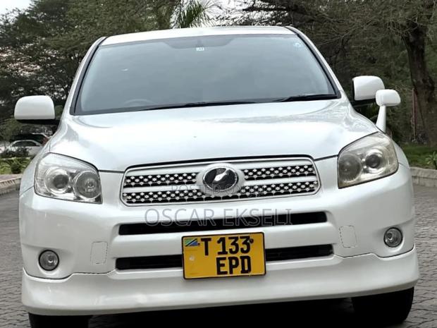 Toyota RAV4 2007 White