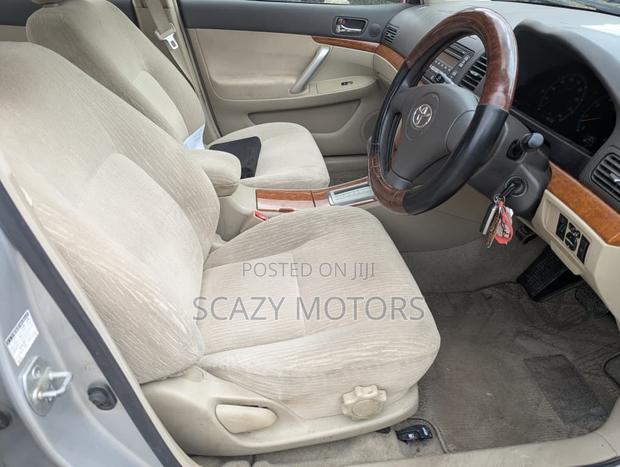 Toyota Premio 2007 Silver