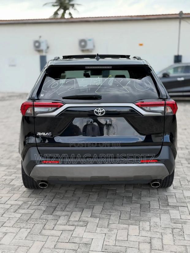 Toyota RAV4 2020 Teal