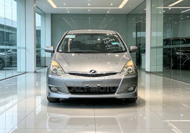 Toyota Wish 2005 Gray