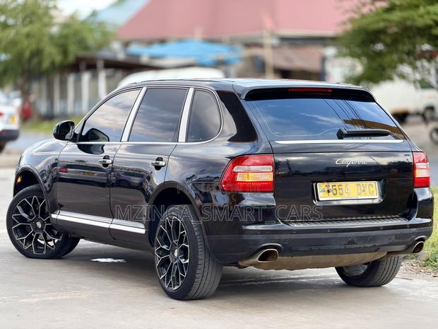 Porsche Cayenne 3.2 V6 Automatic 2007 Black