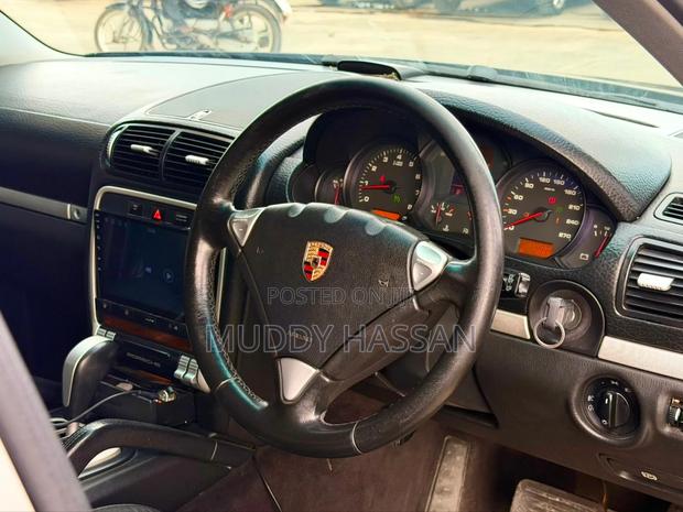 Porsche Cayenne 2007 Black