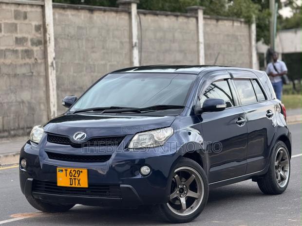 Toyota IST 2008 Blue