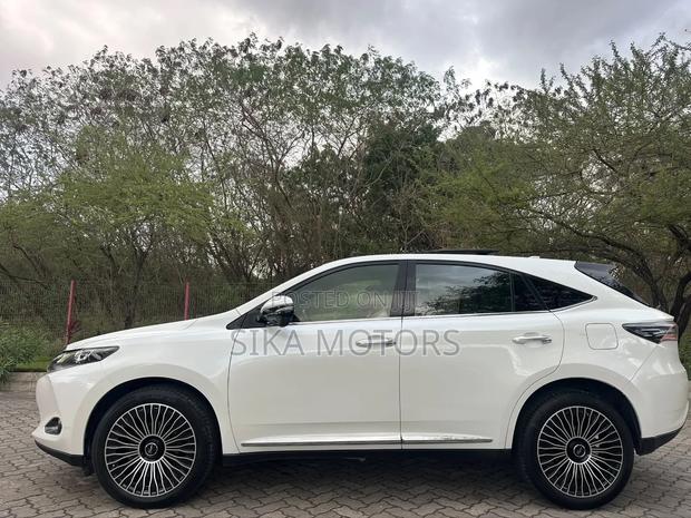 Toyota Harrier 2015 White