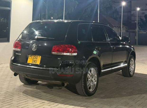 Volkswagen Touareg 2008 Black