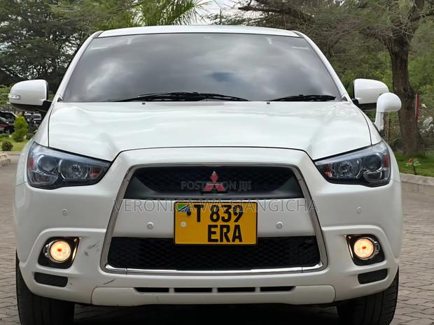 Mitsubishi RVR 2.0 2012 White