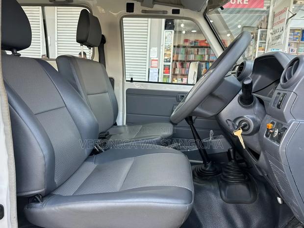 Toyota Land Cruiser 2014 White