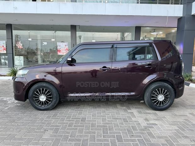 Toyota Rumion 1.5 FWD 2023 Maroon