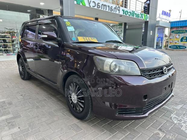 Toyota Rumion 1.5 FWD 2023 Maroon