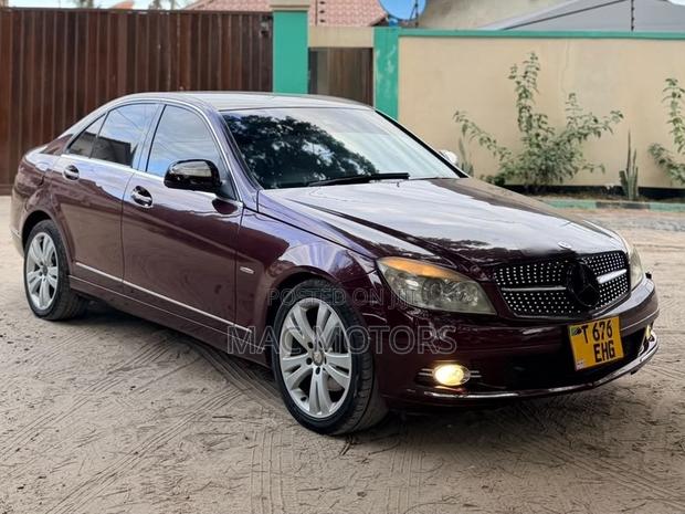 Mercedes-Benz C-Class 2008 Burgundy