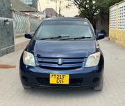 Toyota IST 2005 Blue for sale