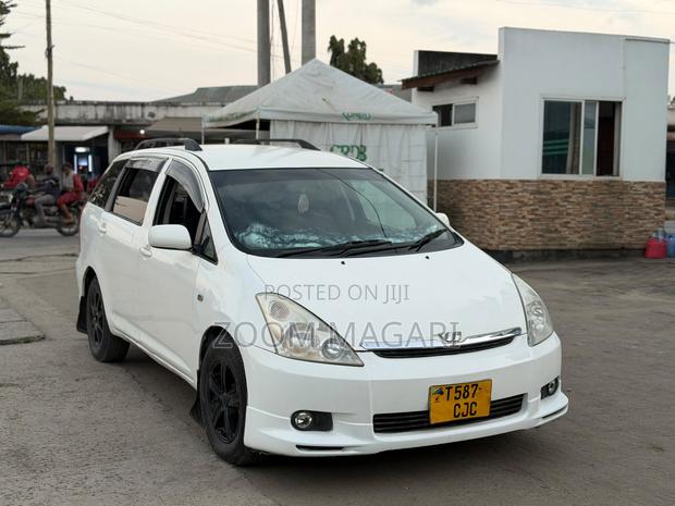 Toyota Wish 2003 White