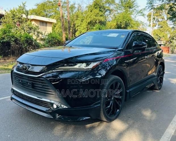Toyota Harrier 2.0 2020 Black