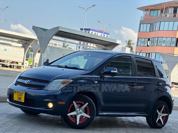 Toyota IST 2006 Blue