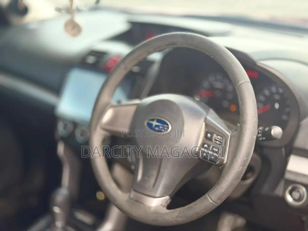 Subaru Forester 2014 Red