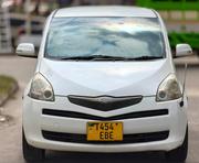 Toyota Ractis 2007 White for sale
