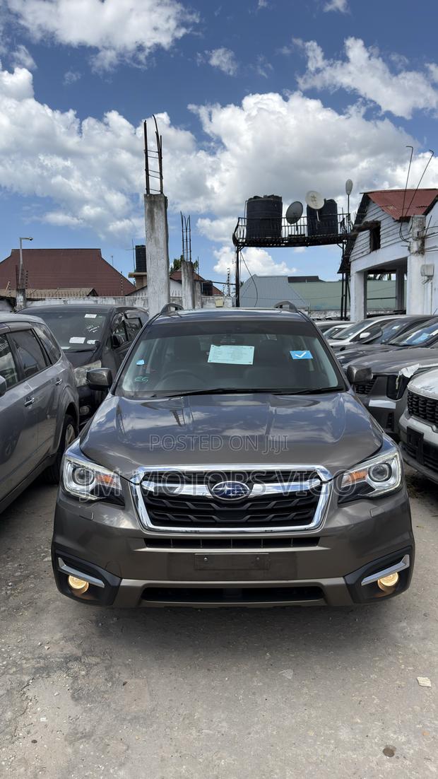 Subaru Forester 2016 Gray