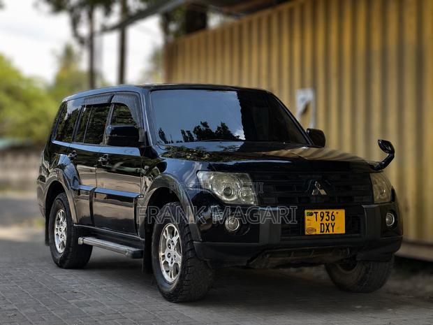 Mitsubishi Pajero 2007 Black