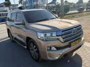 Toyota Land Cruiser 4.5 V8 TD 2016 Gold for sale