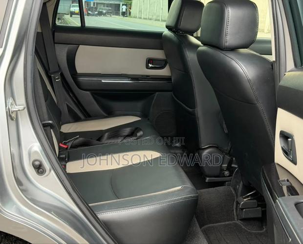 Mazda Verisa 2011 Silver