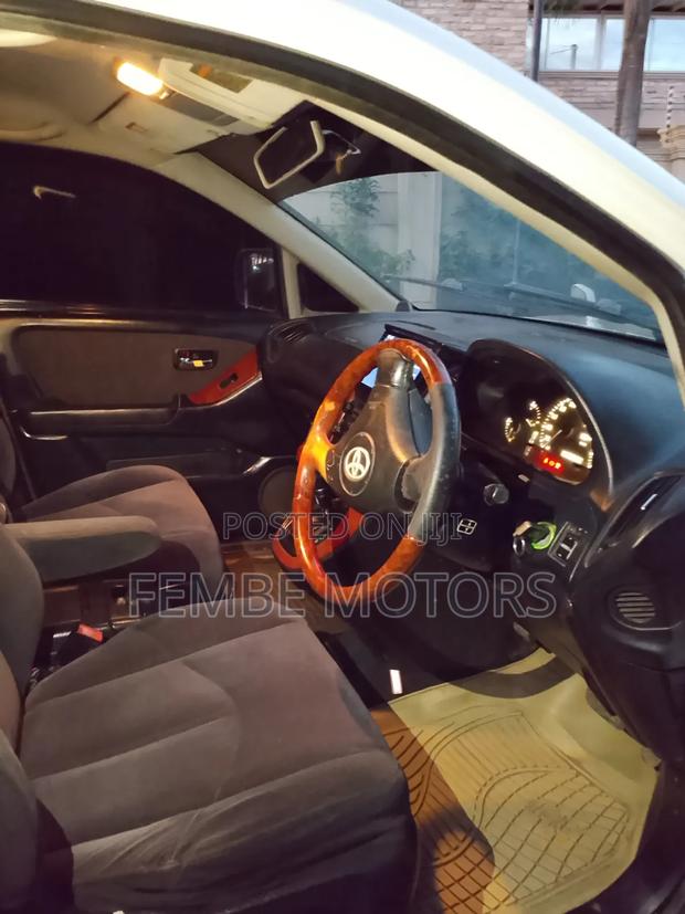 Toyota Harrier 2003 White
