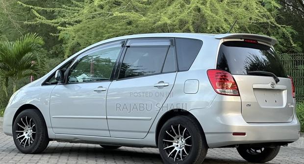 Toyota Corolla Spacio 1.5 X 2004 Silver