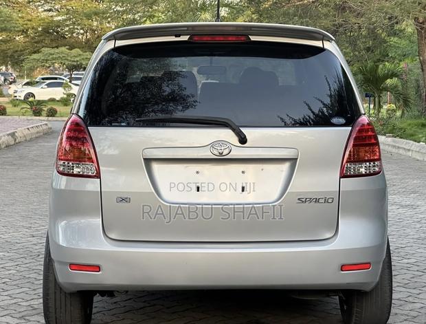 Toyota Corolla Spacio 1.5 X 2004 Silver