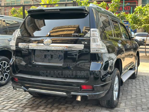 Toyota Land Cruiser Prado 2015 Black