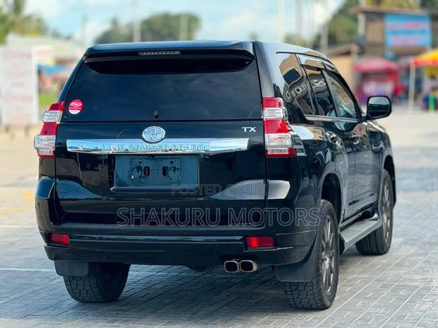 Toyota Land Cruiser Prado 2015 Black