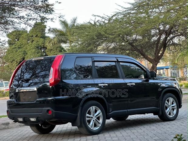 Nissan X-Trail 2010 Black