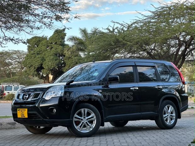 Nissan X-Trail 2010 Black