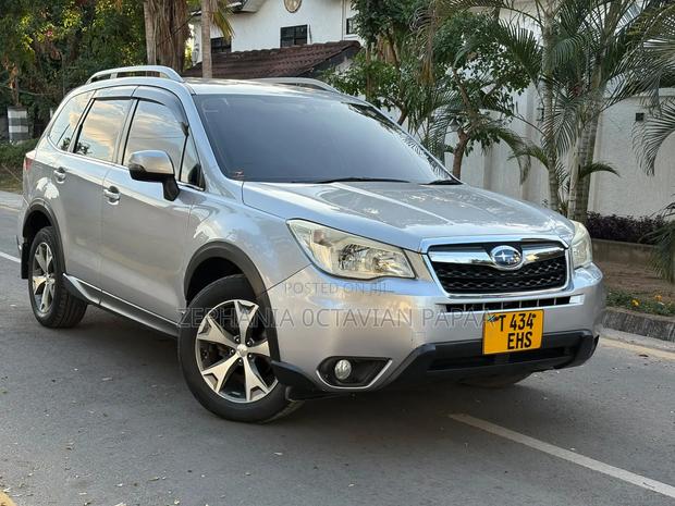 Subaru Forester 2014 Silver