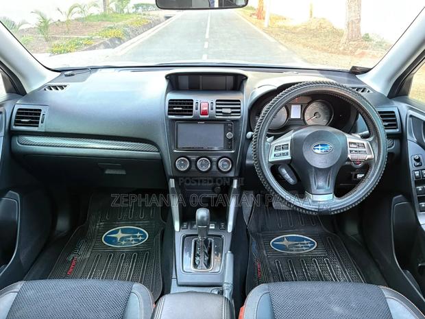 Subaru Forester 2014 Silver