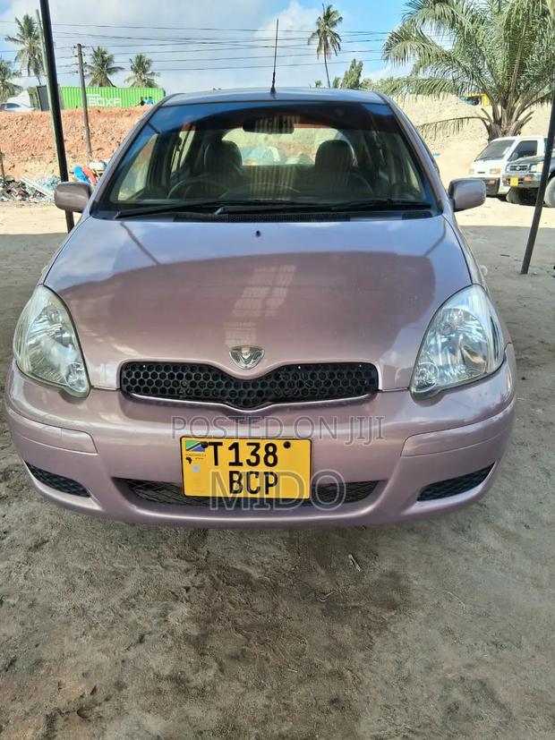 Toyota Vitz 2005