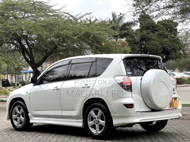 Toyota RAV4 2.0 4x4 2007 White