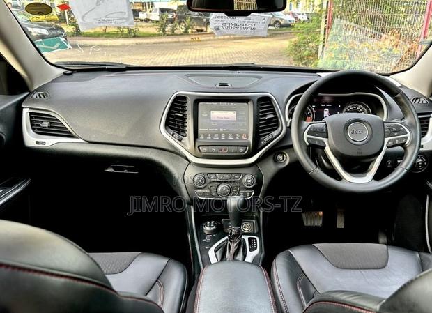 Jeep Cherokee 2016 Orange