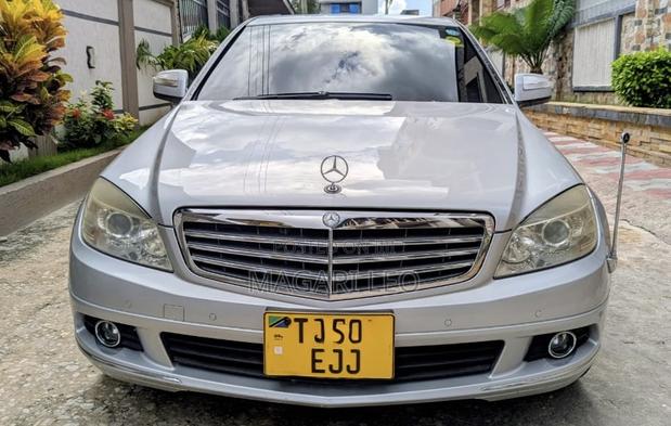 Mercedes-Benz C-Class C 200 (C204) 2013 Silver