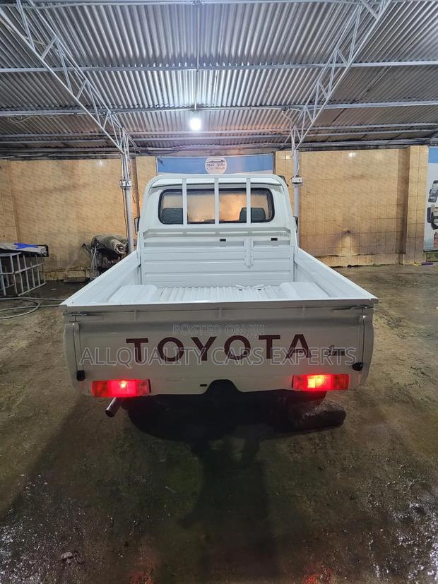 Toyota Land Cruiser Prado 2016